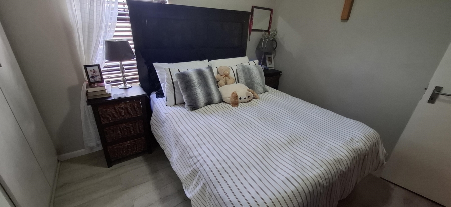 To Let 3 Bedroom Property for Rent in Normandie Western Cape